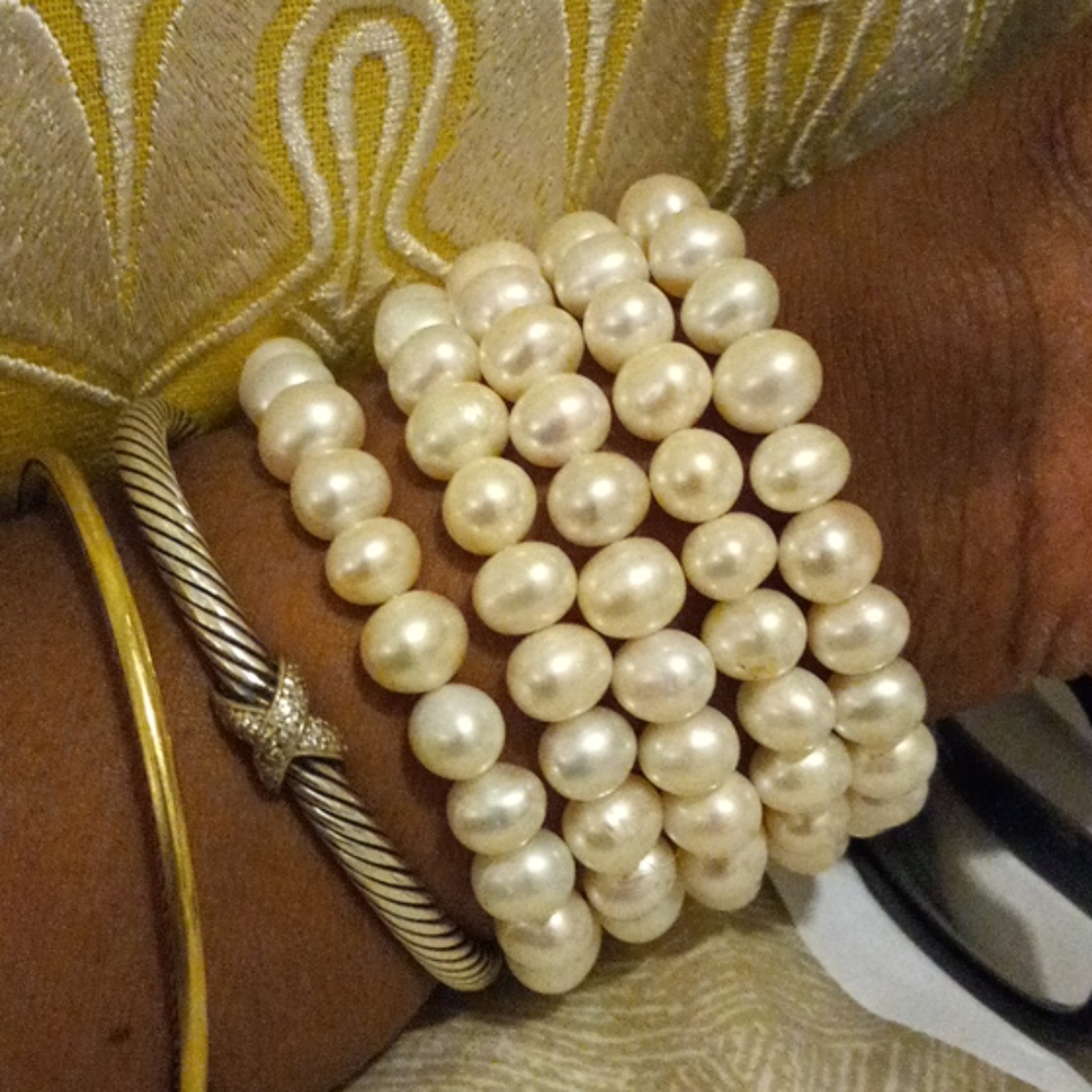 5 strand 9-10 mm fresh pearl bracelet